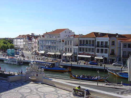 Aveiro cerca Oporto